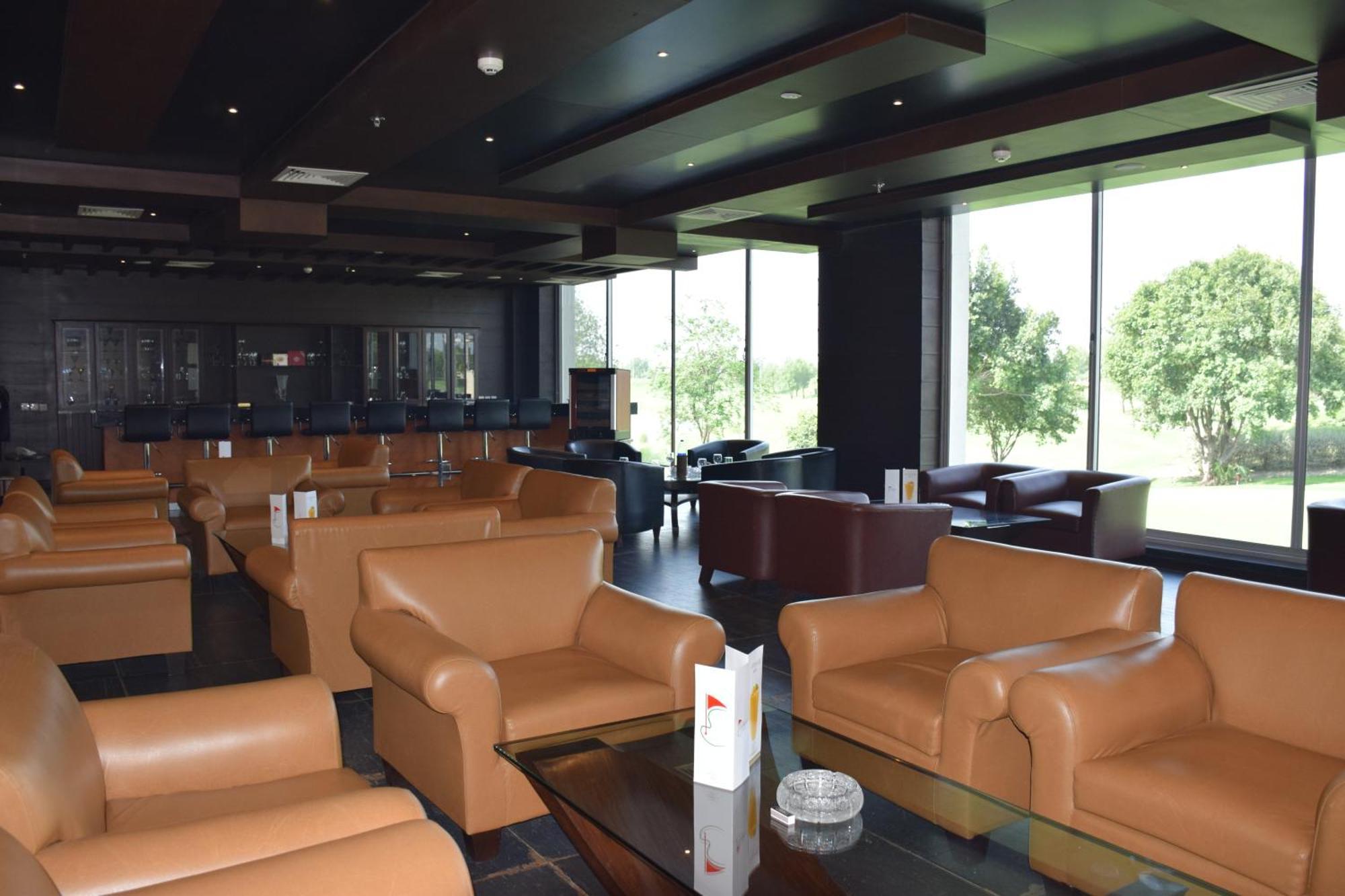 Defence Raya Golf & Country Club Hotel Lahore Eksteriør billede